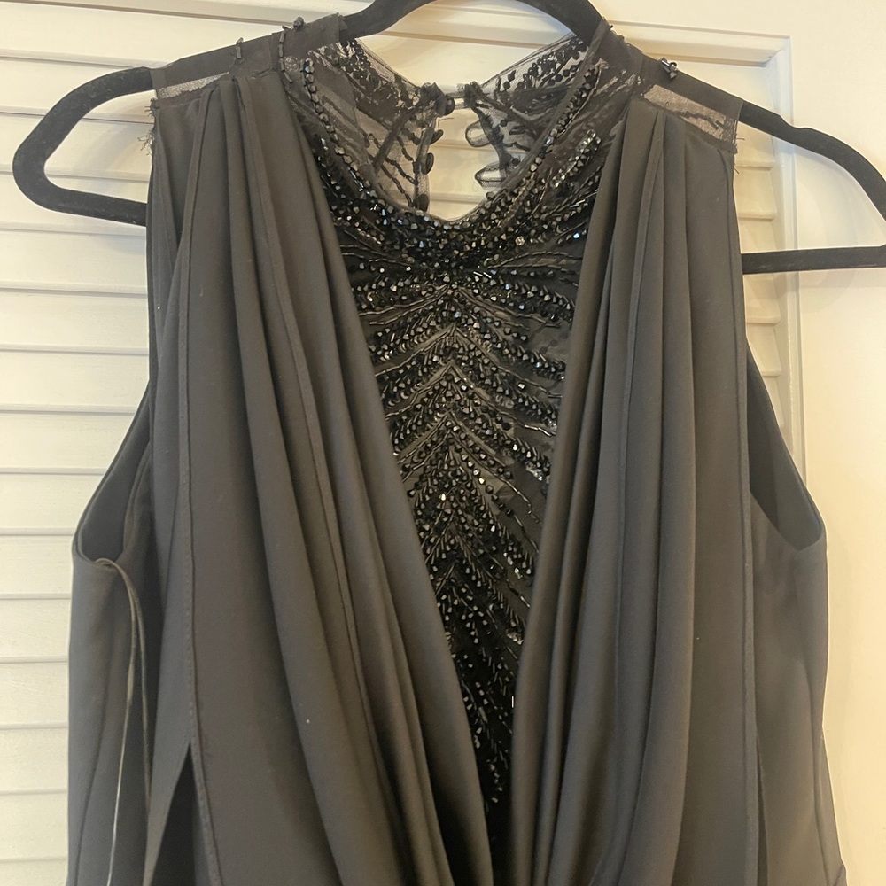 Elegant Gray Sleeveless Dress with Beaded Detail